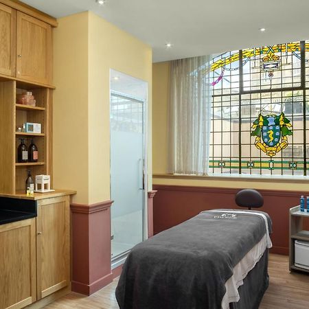 Ensana Buxton Crescent Hotel Exterior photo A treatment room at the Day Spa