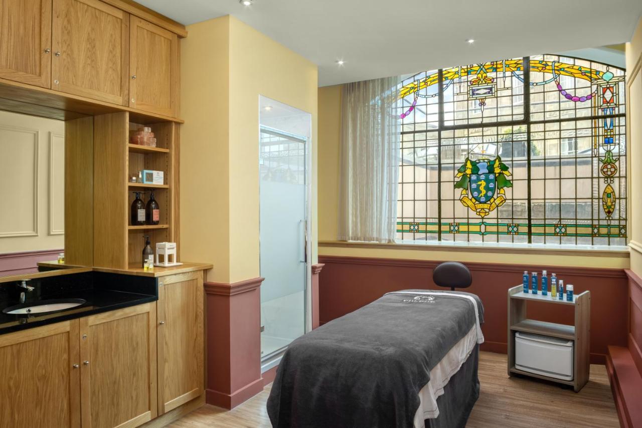 Ensana Buxton Crescent Hotel Exterior photo A treatment room at the Day Spa